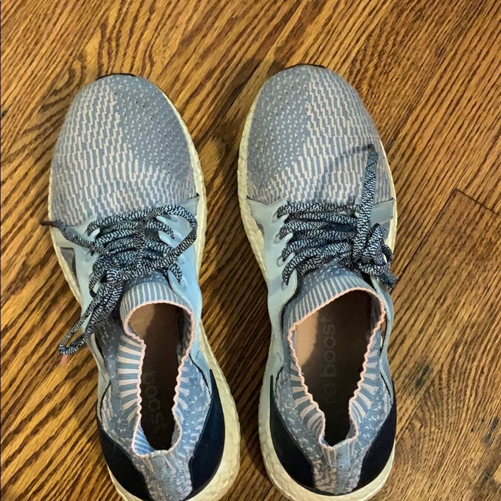 Adidas Ultraboost Tennis Shoe - Picture 2 of 5